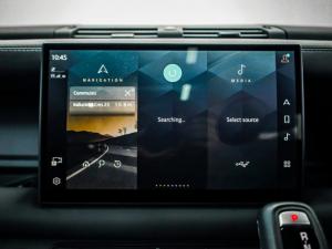 Land Rover Defender 110 D350 X-Dynamic HSE - Image 14