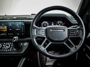 Land Rover Defender 110 D350 X-Dynamic HSE - Image 18