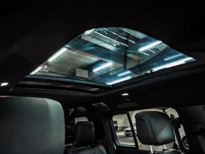 Land Rover Defender 110 D350 X-Dynamic HSE - Image 19