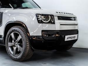 Land Rover Defender 110 D350 X-Dynamic HSE - Image 5
