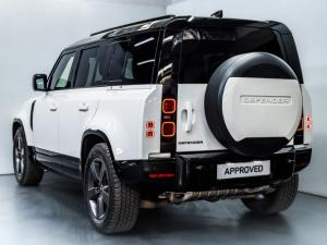 Land Rover Defender 110 D350 X-Dynamic HSE - Image 7