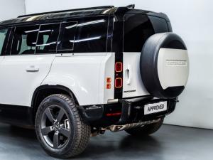 Land Rover Defender 110 D350 X-Dynamic HSE - Image 9