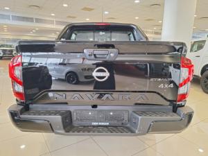 Nissan Navara 2.5DDTi double cab Stealth 4x4 - Image 4