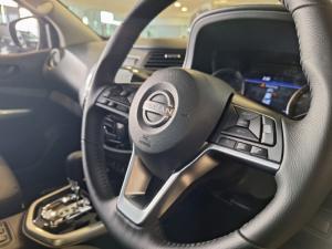 Nissan Navara 2.5DDTi double cab Stealth 4x4 - Image 6
