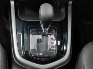 Nissan Navara 2.5DDTi double cab Stealth 4x4 - Image 11