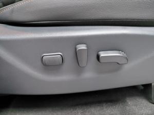 Nissan Navara 2.5DDTi double cab Stealth - Image 18