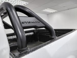 Nissan Navara 2.5DDTi double cab Stealth - Image 7