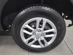 Renault Triber 1.0 Life - Image 18