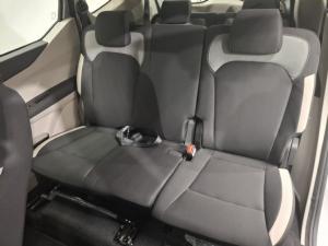Renault Triber 1.0 Life - Image 7