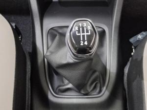 Renault Triber 1.0 Zen manual - Image 13