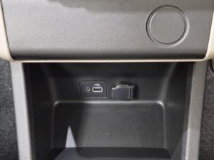 Renault Triber 1.0 Zen manual - Image 14