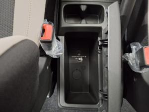 Renault Triber 1.0 Zen manual - Image 16