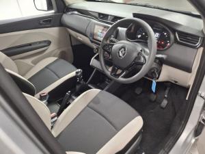 Renault Triber 1.0 Zen manual - Image 17