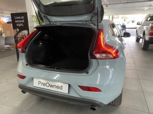 Volvo V40 T4 Momentum auto - Image 5