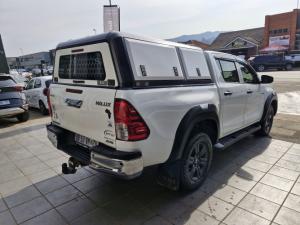 Toyota Hilux 2.4GD-6 double cab 4x4 Raider manual - Image 4
