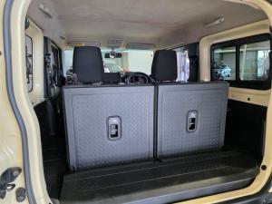 Suzuki Jimny 1.5 GLX AllGrip 3-door manual - Image 7