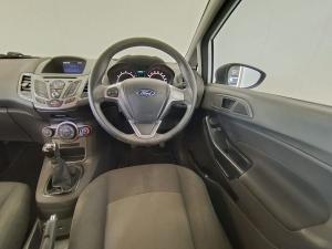 Ford Fiesta 5-door 1.4 Ambiente (aircon+audio) - Image 13