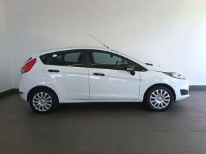 Ford Fiesta 5-door 1.4 Ambiente (aircon+audio) - Image 3