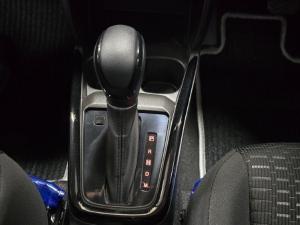 Suzuki Swift 1.2 GLX auto - Image 10