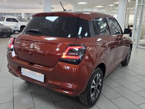 Suzuki Swift 1.2 GLX auto - Image 16