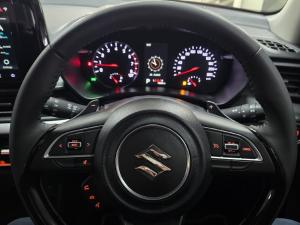 Suzuki Swift 1.2 GLX auto - Image 3