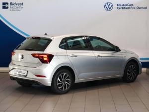 Volkswagen Polo hatch 1.0TSI Life manual - Image 11