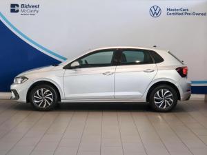 Volkswagen Polo hatch 1.0TSI Life manual - Image 8
