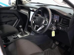 Volkswagen Amarok 2.0TDI double cab Life 4Motion manual - Image 19
