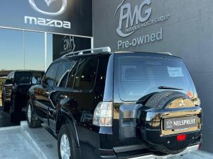 Mitsubishi Pajero 5-door 3.2DI-D GLS - Image 5