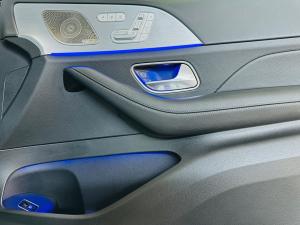 Mercedes-Benz GLS GLS580 4Matic AMG Line - Image 11
