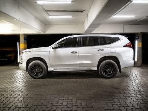Mitsubishi Pajero Sport 2.4DI-D 4x4 - Image 2