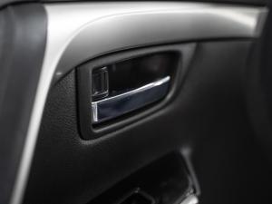 Mitsubishi Pajero Sport 2.4DI-D 4x4 - Image 32