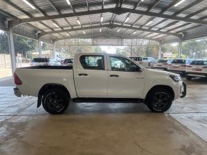 Toyota Hilux 2.4GD-6 double cab 4x4 Raider auto - Image 3