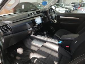 Toyota Hilux 2.4GD-6 Xtra cab Raider auto - Image 7