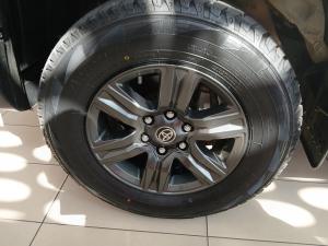 Toyota Hilux 2.4GD-6 Xtra cab Raider auto - Image 10