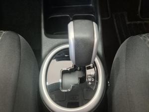 Toyota Vitz 1.0 XR auto - Image 10