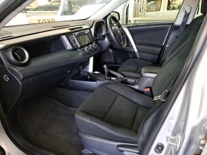 Toyota RAV4 2.0 GX auto - Image 7