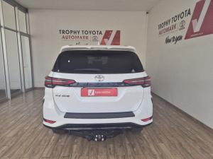 Toyota Fortuner 2.4GD-6 auto - Image 5