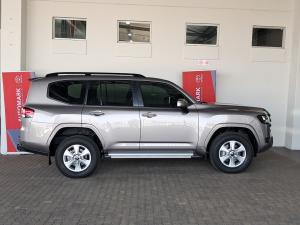 Toyota Land Cruiser 300 3.3D GX-R - Image 3