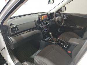 Mahindra XUV 3XO 1.2T AX5 auto - Image 7