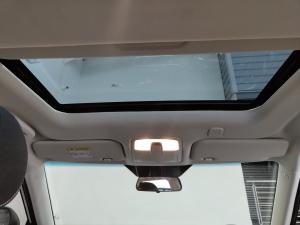 Mahindra XUV 3XO 1.2T AX5 auto - Image 18
