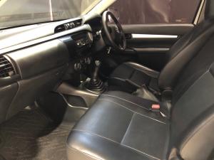 Toyota Hilux 2.4GD single cab S (aircon) - Image 7