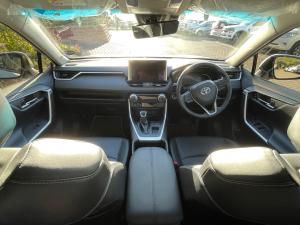 Toyota RAV4 2.0 VX - Image 6