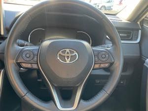 Toyota RAV4 2.0 VX - Image 8