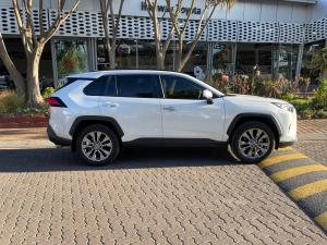 Toyota RAV4 2.0 VX - Image 3