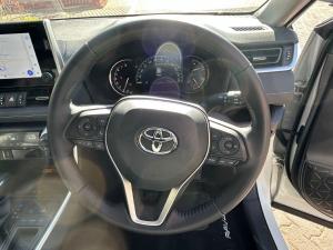 Toyota RAV4 2.0 VX - Image 8