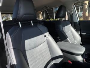 Toyota RAV4 2.0 VX - Image 9