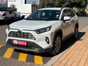 Toyota RAV4 2.0 VX - Image 10