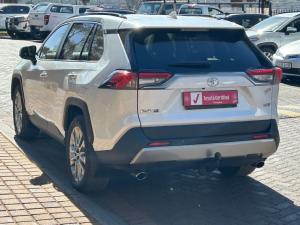 Toyota RAV4 2.0 VX - Image 11
