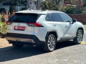 Toyota RAV4 2.0 VX - Image 2